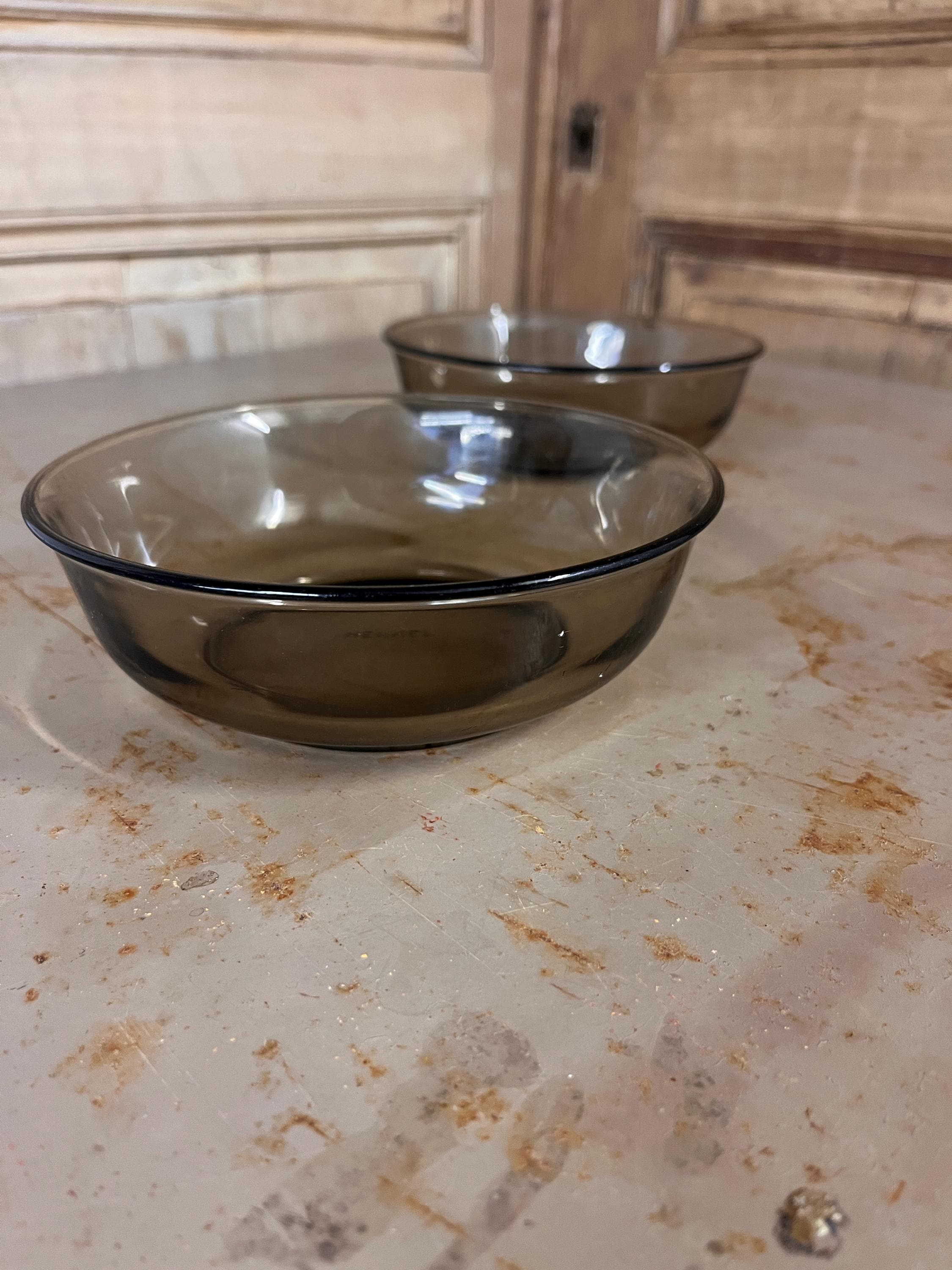 Assiettes creuses / Coupelles Henkel Verre Fumé – Vaisselle Vintage Années 70 (Lot de 2)