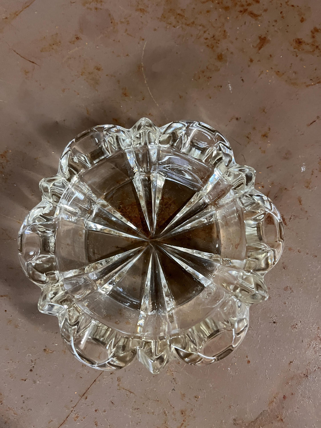 Grand Cendrier Vide-Poches Vintage en Verre Moulé – Bords Festonnés – Années 70