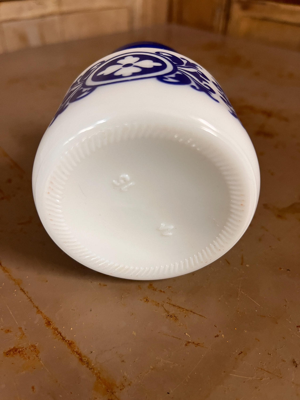Pot à Épices Arcopal / Opaline – Verre Opalin Blanc & Bleu Vintage Années 70