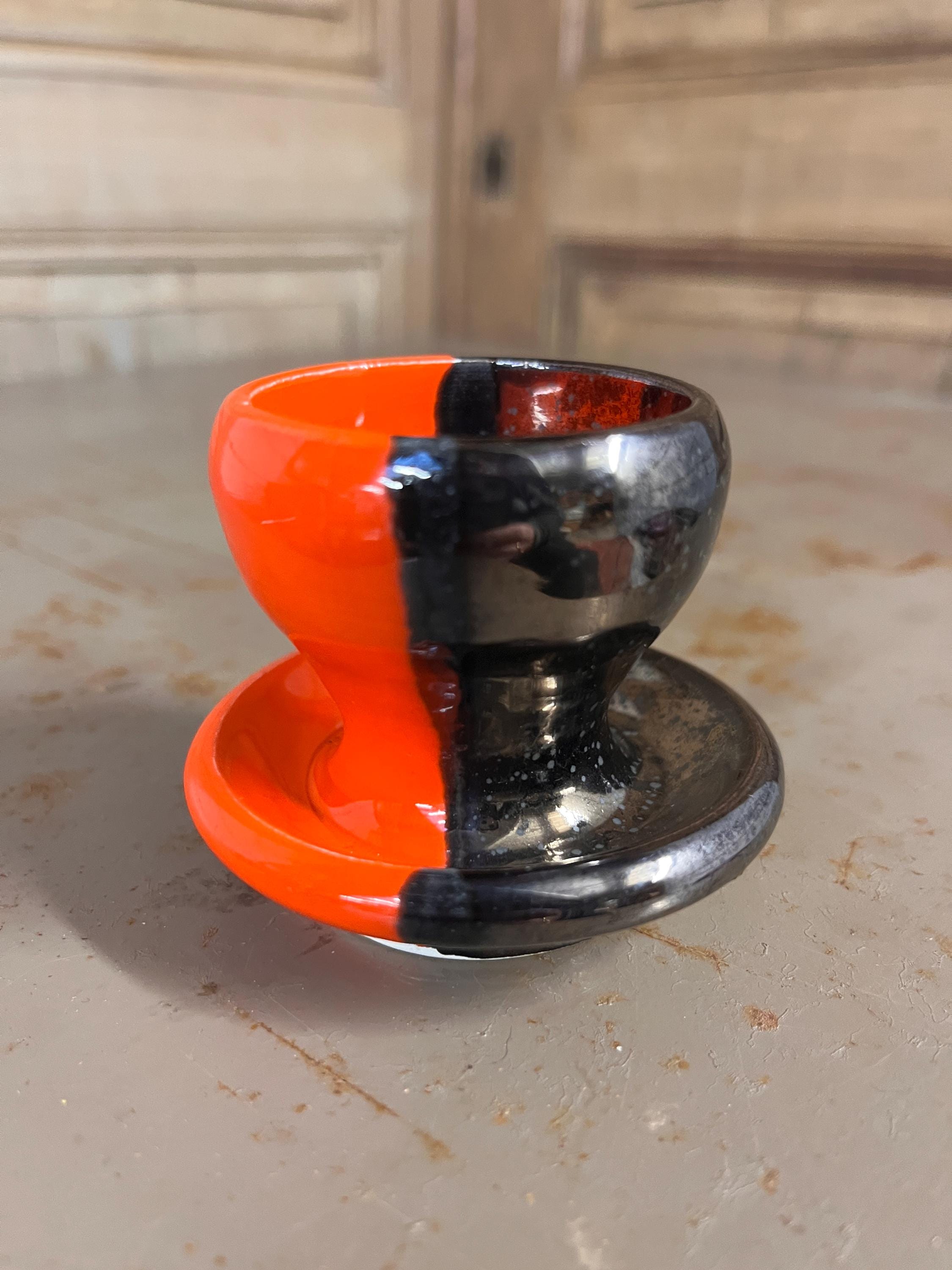 Coquetier Vintage Style Vallauris – Céramique Orange & Noir Pop – Années 60/70