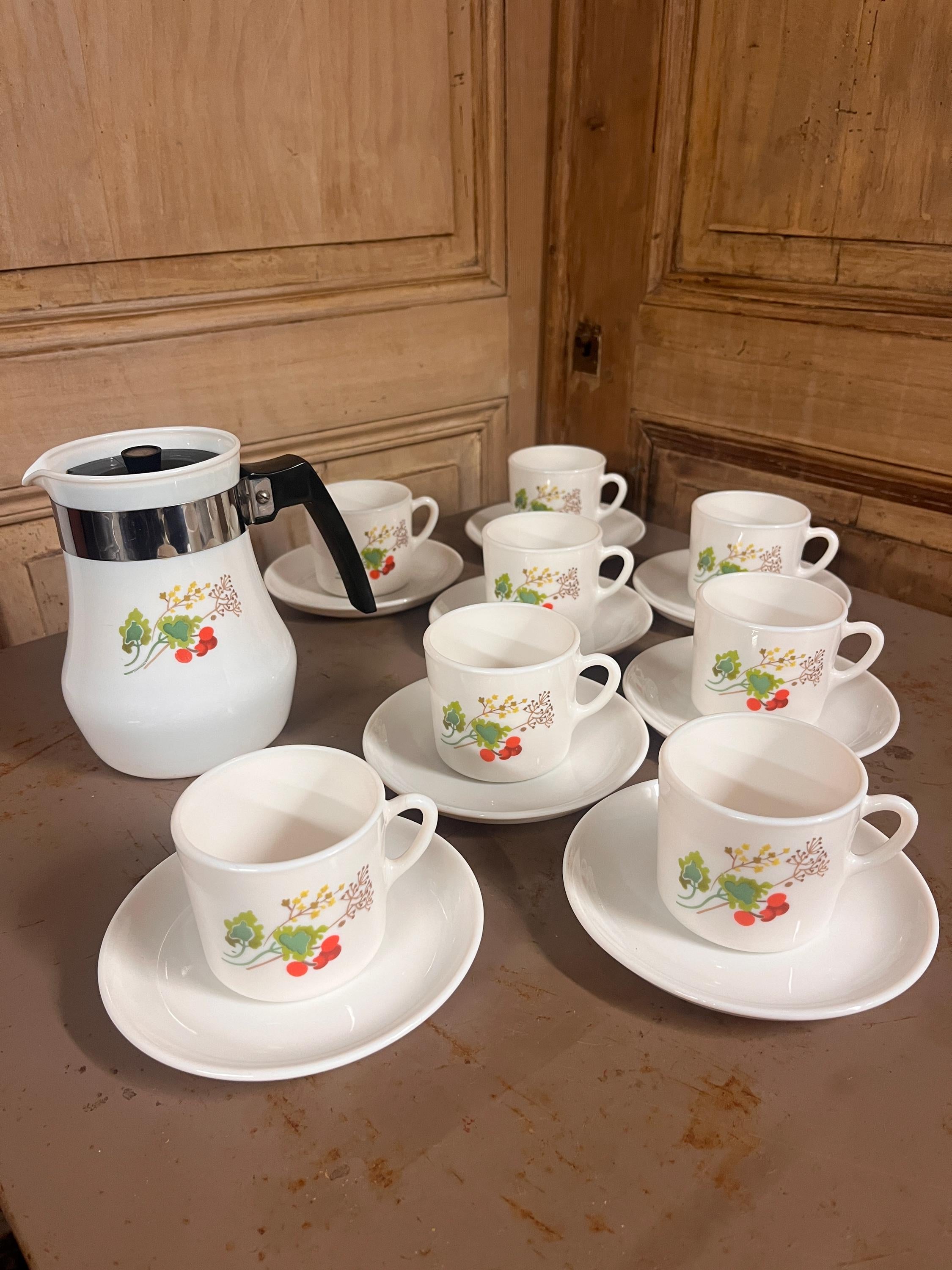 Service à Café Vintage SOVIREL en Opaline Blanche – 8 Personnes – Décors Fleuris Années 60