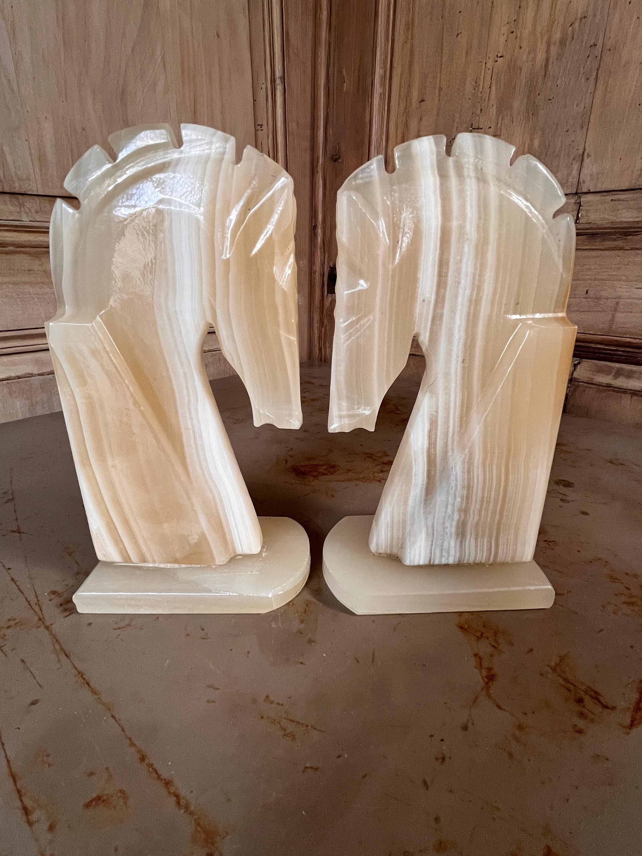 Paire de Serre-Livres Vintage en Albâtre Véritable – Sculptures Géométriques Pierres Naturelles 70s