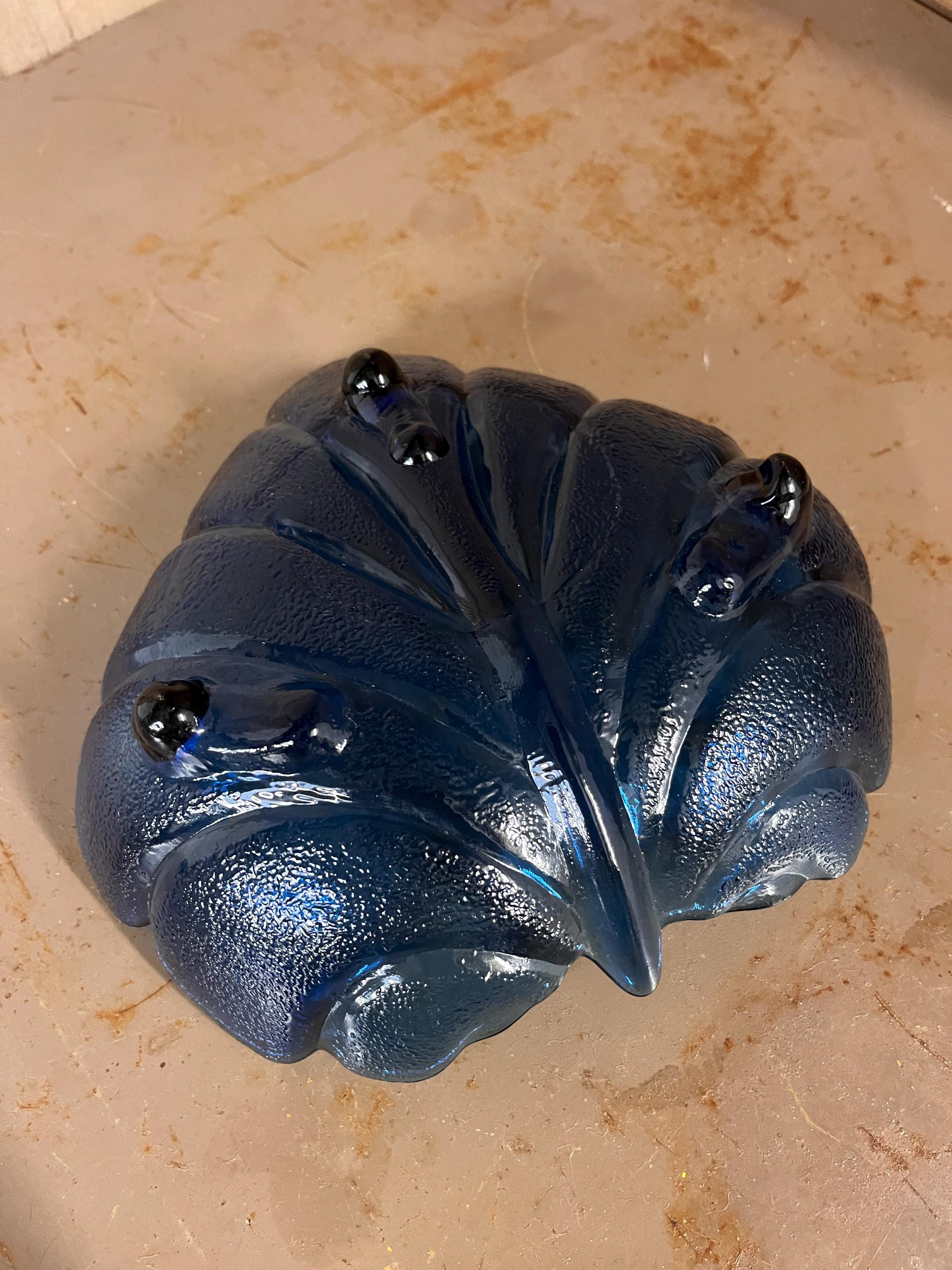 Vide-Poches Vintage en Verre Bleu Cobalt – Forme Feuille Tripode – Années 70