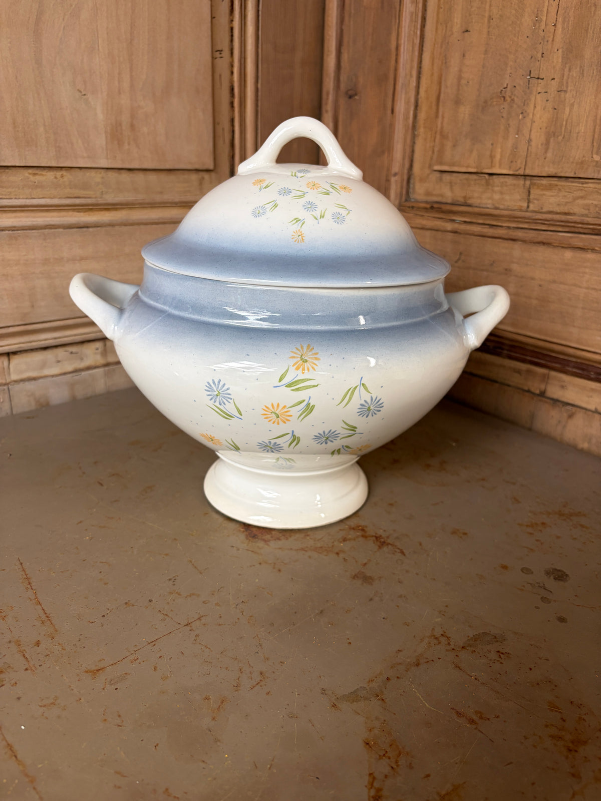 Soupière fleurie sur pied marguerites bleues vintage 70s - L'Heureux Nouveau