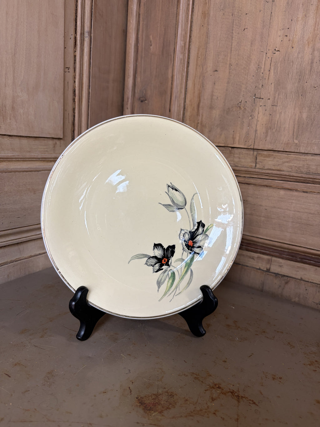 Assiette Ceranord Saint-Amand Tulipes vue de face