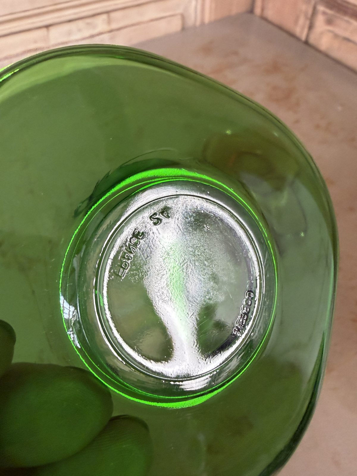Tasses et sous-tasses vintage Vereco vert et ambré - L'Heureux Nouveau
