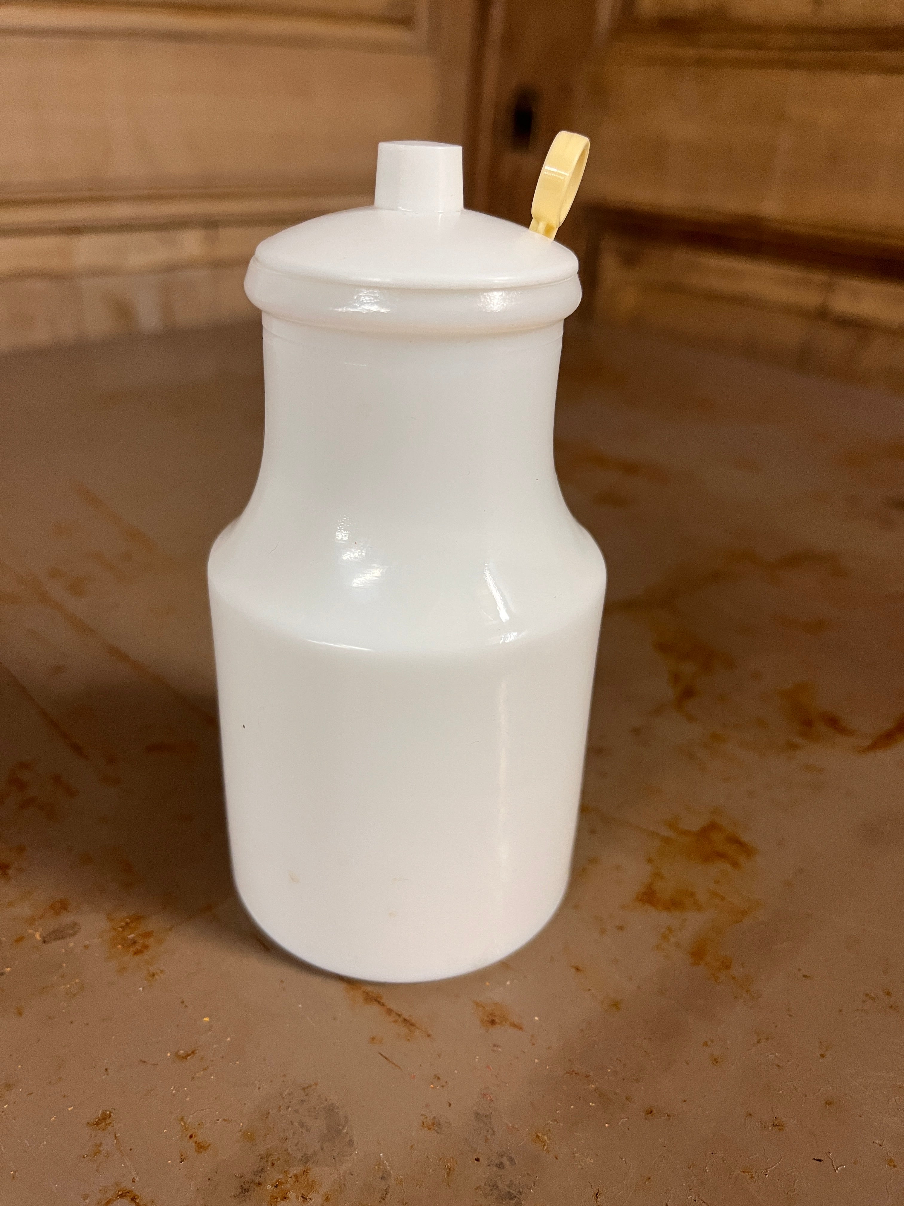 Moutardier Ancien Maille Complet avec sa Cuillère – Opaline Blanche Vintage Années 70