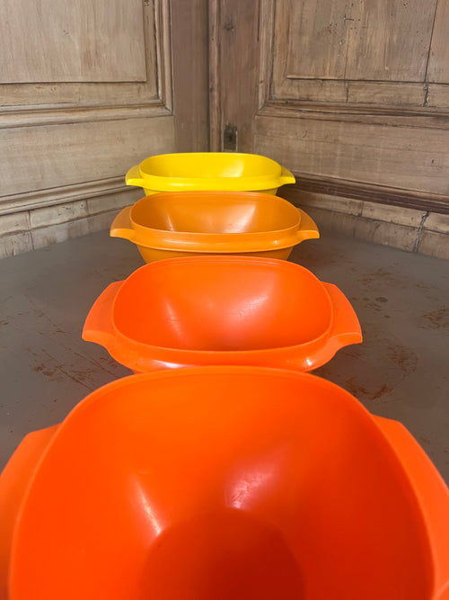 Bols Grand-Mère Tupperware – Plastique Pop Orange Marron Jaune Vintage Années 70 (Lot de 4)