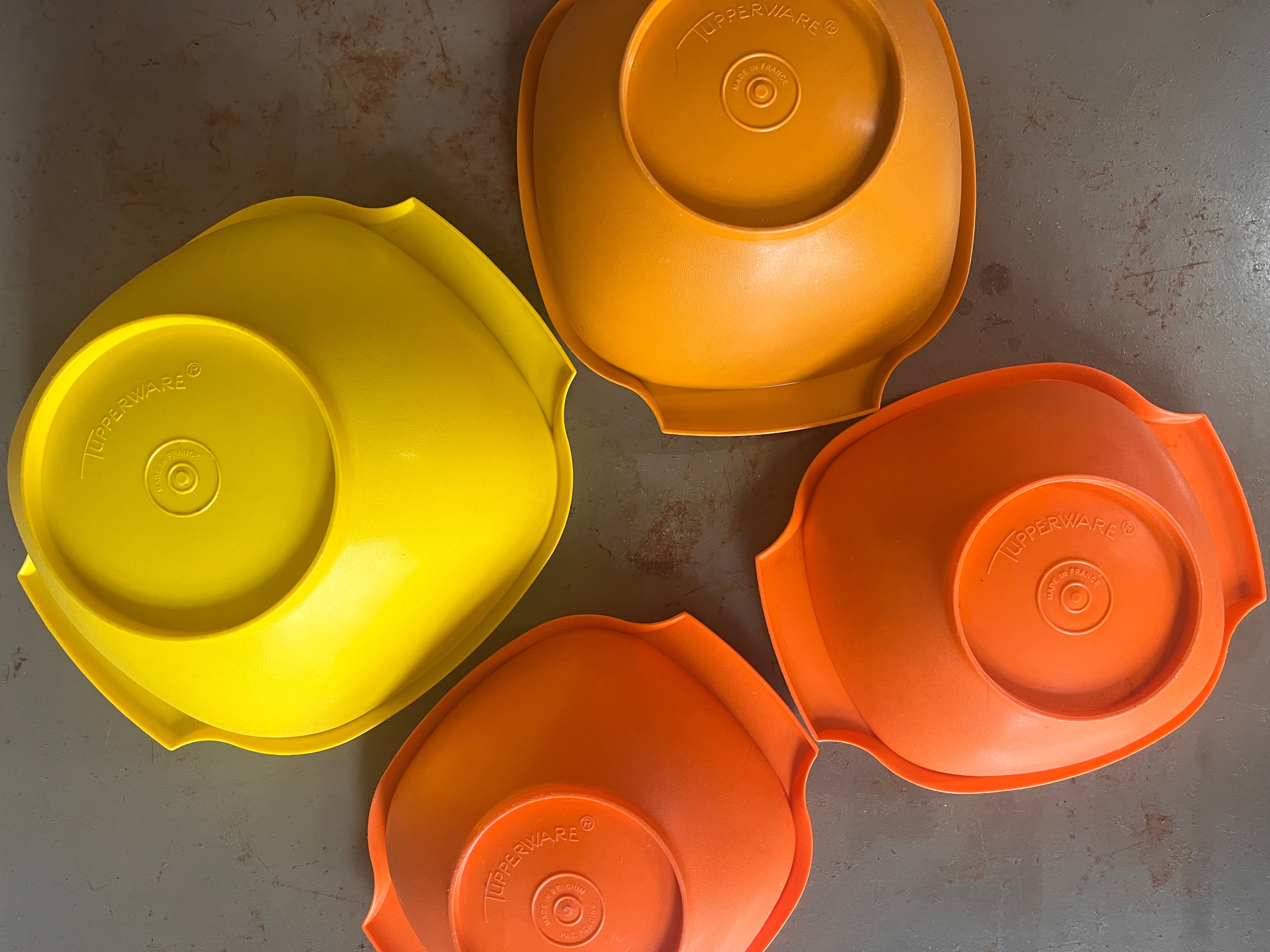 Bols Grand-Mère Tupperware – Plastique Pop Orange Marron Jaune Vintage Années 70 (Lot de 4)