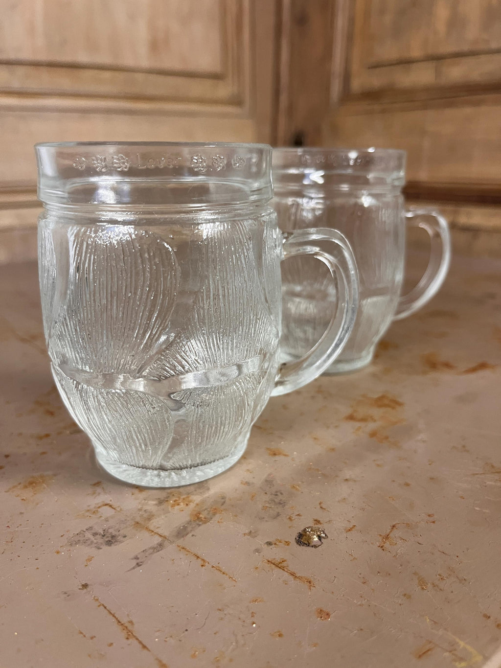 Chopes en Verre Texturé LEVER – Verrerie Vintage Années 70 (Lot de 2)