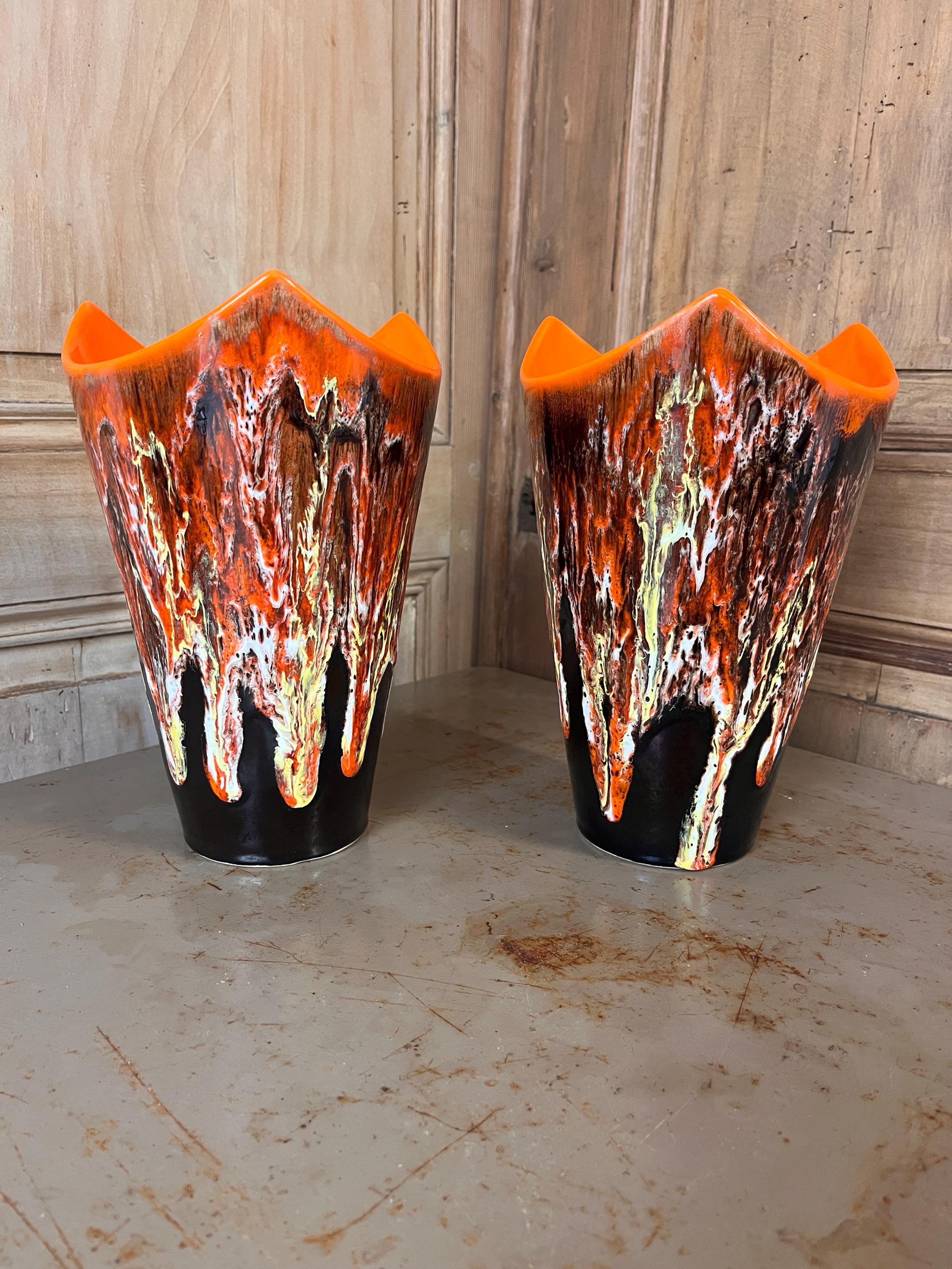 Paire de Vases Vintage VALLAURIS "Fat Lava" – Décors Volcaniques Orange & Noir – Années 60/70