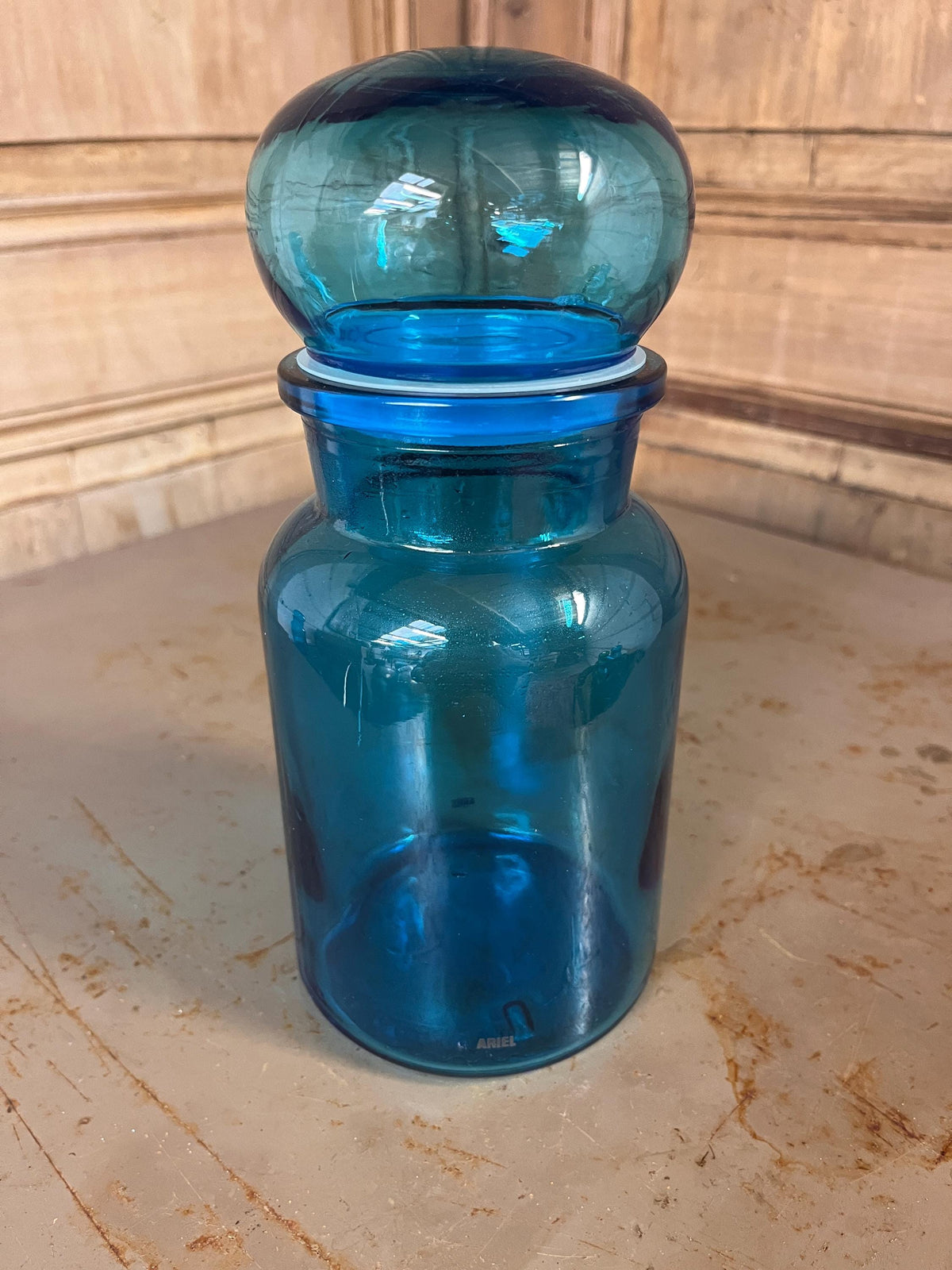 Grand bocal verre turquoise Ariel lettrage peint vintage - L'Heureux Nouveau